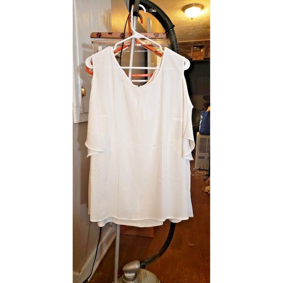 NWT -NY Collection - Cold Shoulder Ivory/Cream Blouse Zipper Detail Size  3X - Picture 2 of 7